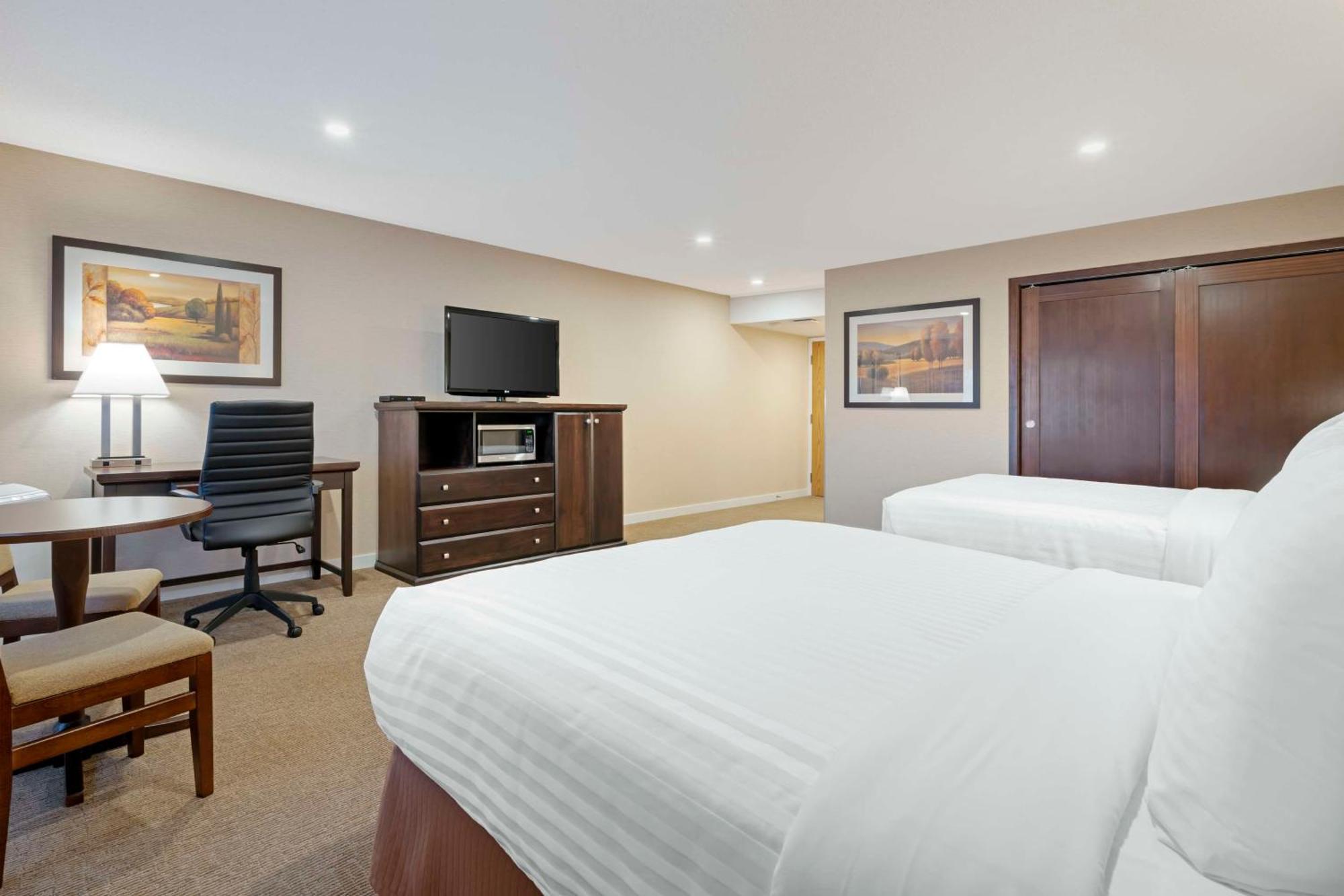 Best Western Plus Emerald Isle Hotel Sidney Eksteriør billede